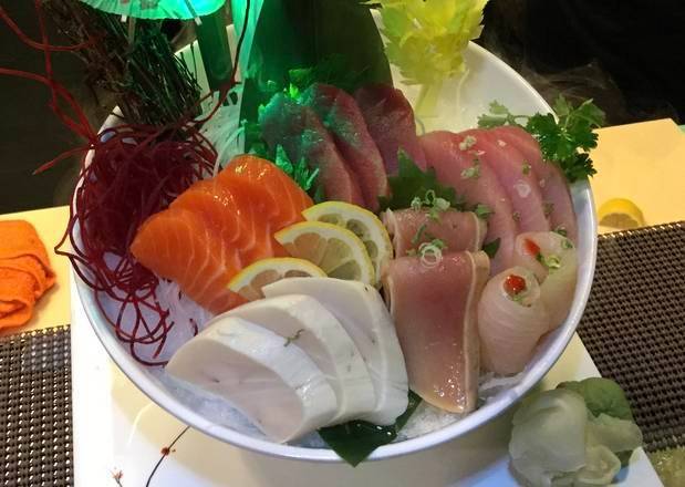 Sashimi Deluxe