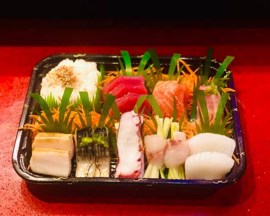 Sashimi Dinner (18 pcs)