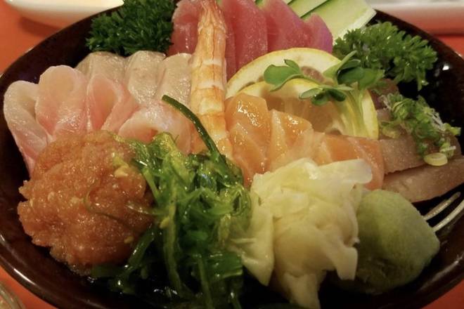 Sashimi Salad