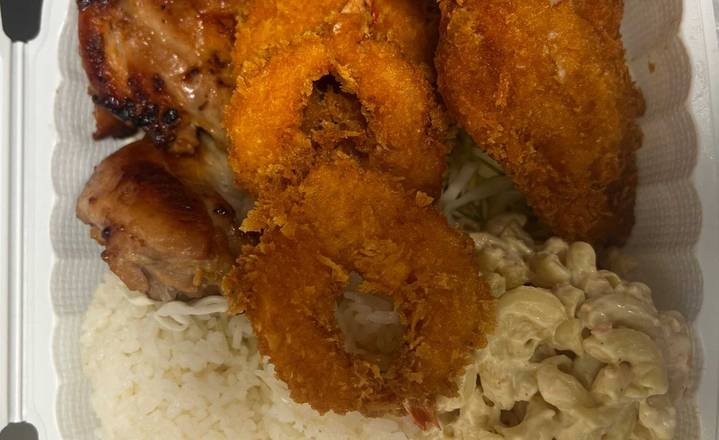Seafood and Chicken With Crspy Shrimp Island White Fish and BBQ Chkn