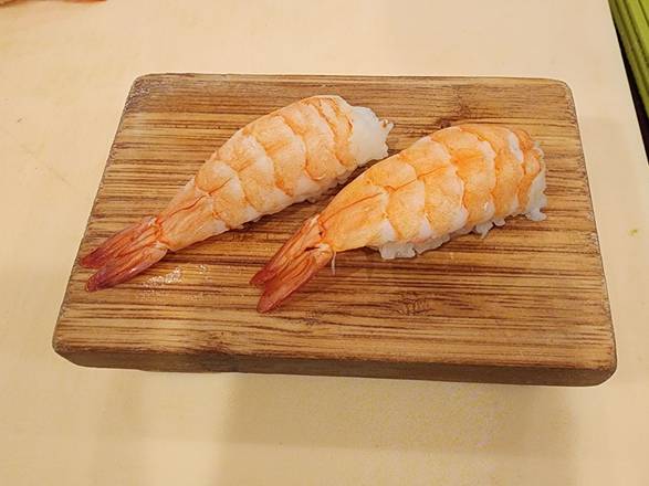 Shrimp sushi