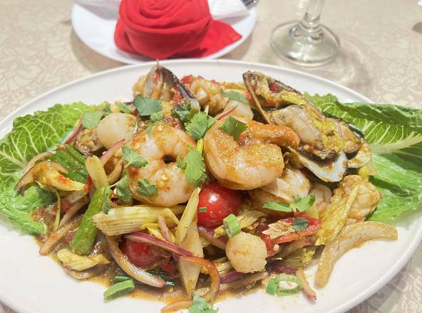SL12. Seafood Combo Salad