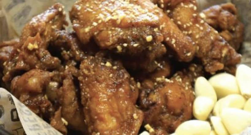 Soy Sauce & Garlic Chicken Wings (ê°„ìž¥ë§ˆëŠ˜ ì¹˜í‚¨)