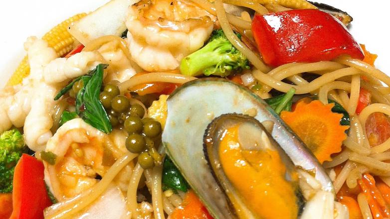 Spaghetti Khee Mao Talay