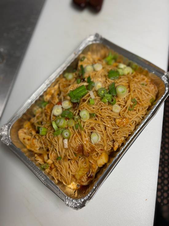Spicy Creamy Peanut Spaghetti