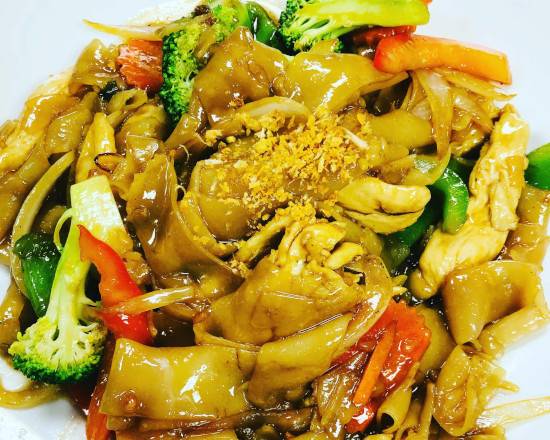 Spicy Jungle Noodles