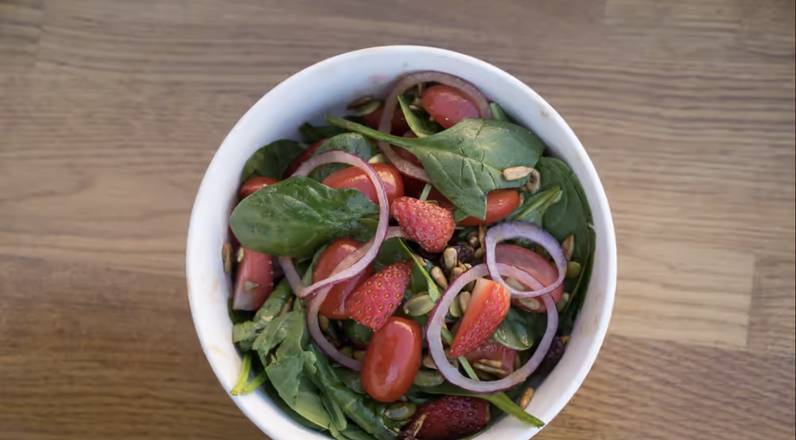 Spinach Strawberry Salad