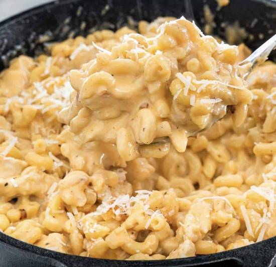 Stew Chicken Mac N' Cheese