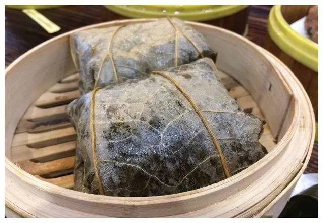 Sticky Rice with Shrimp in Lotus Leaf(2) è·å¶ç³¯ç±³è™¾