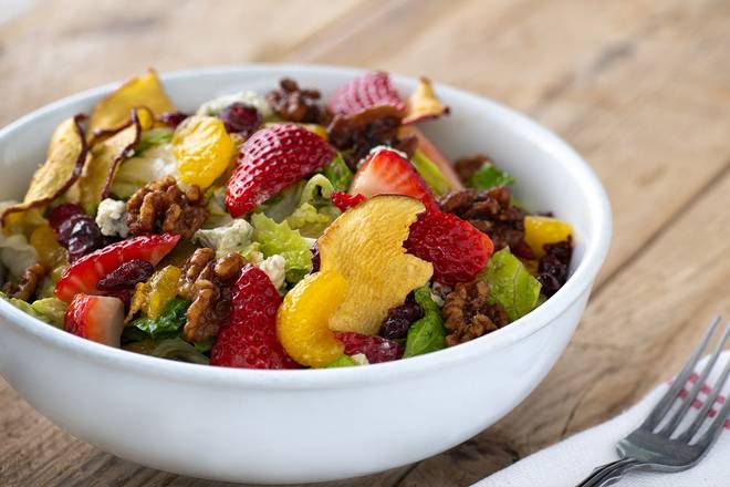 STRAWBERRY WALNUT SALAD