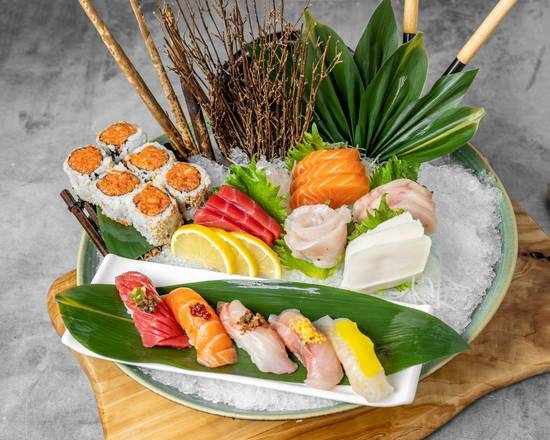 Sushi (5 pcs)
