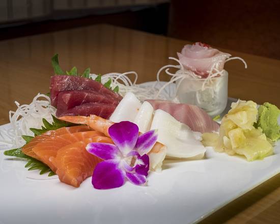 Sushi and Sashimi Combination