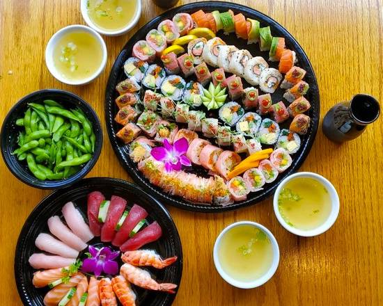 Sushi Deluxe Combo 4-5ppl