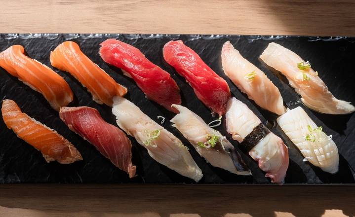 Sushi Deluxe