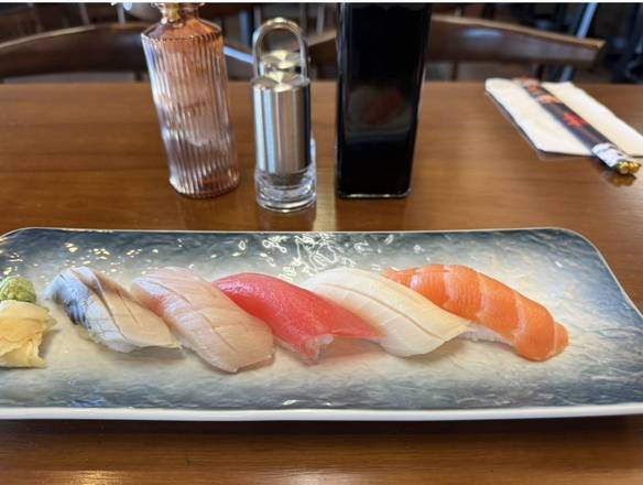 Sushi Sampler