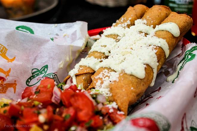 Taquitos (2 Crispy Rolled Tacos)