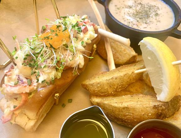 Thai Lobster roll combo