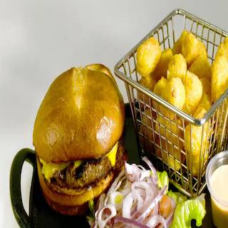 The Classic Cheeseburger