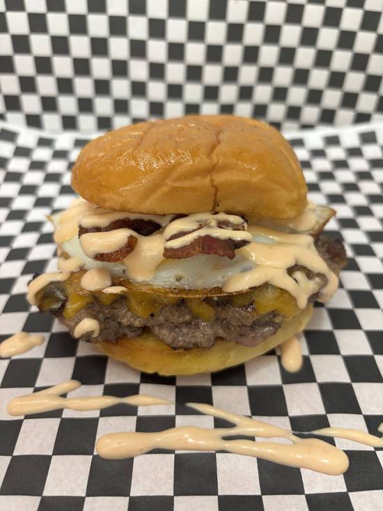 The Flash Breakfast Burger (1/4 lb)