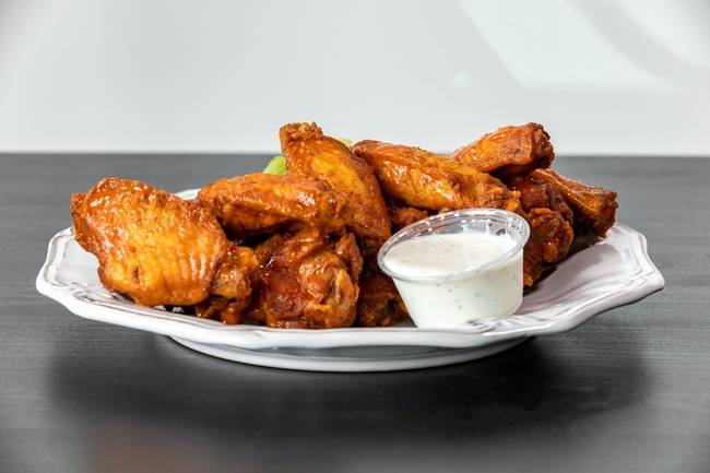 The Magnolia (4 Southern Creole wings & 3 Beignets)