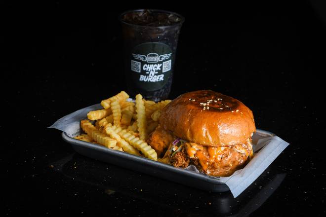 THE NASHVILLE CHICKEN SANDWICH