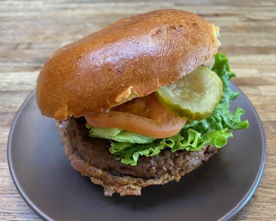 The Veggie Beyond Burger with Fries (6 oz)