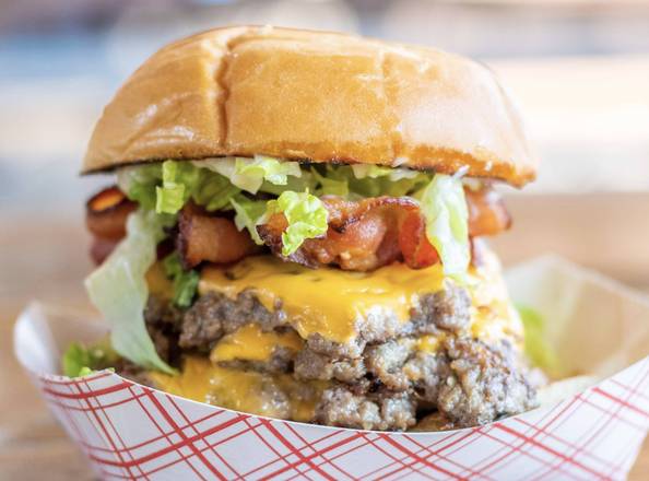 Triple Cheeseburg