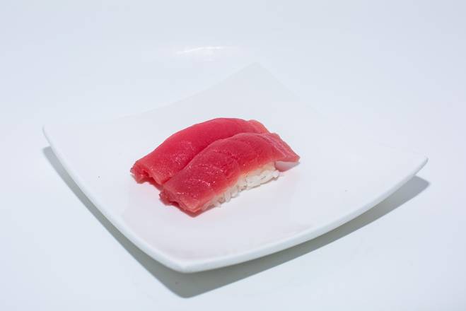 Tuna Sushi (2pc)