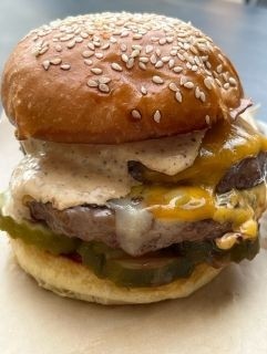 ULTIMATE CHEESEBURGER