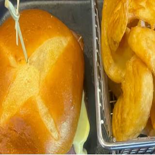 Ute Burger