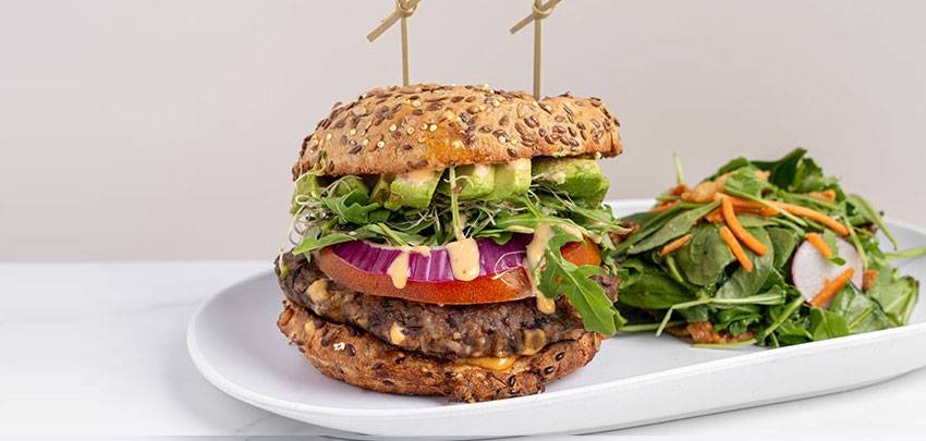 VEGGIE BURGER (*CONTAINS WALNUTS)