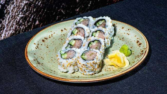Yellowtail Roll